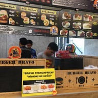 บรรยากาศ Burger Bravo 2