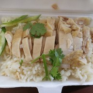 เมนูของร้าน ข้าวมันไก่ หน้า 7-11 ตลาดรุ่งโรจน์