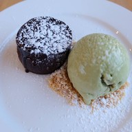 เมนูของร้าน เด็กอ้วน สตรีทฟู้ด ช่วงเวลากิน ไม่จำเจ นนทบุรี