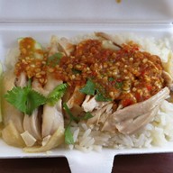 เมนูของร้าน ข้าวมันไก่ หน้า 7-11 ตลาดรุ่งโรจน์