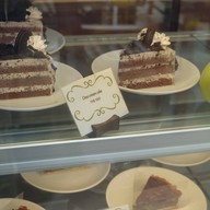 You & Mee Poolside Restaurant โรงแรม ไฮแอท รีเจนซี่ หัวหิน