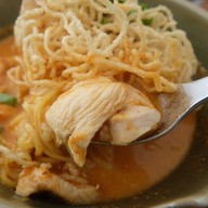 You & Mee Poolside Restaurant โรงแรม ไฮแอท รีเจนซี่ หัวหิน