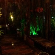ร้านอาหารฟุ้งปลาเผา