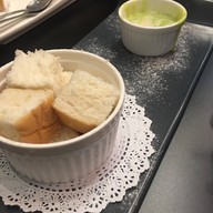 สถานีนมสด ประตู 10