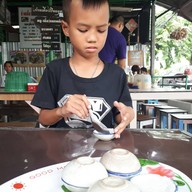 บรรยากาศ ก๋วยเตี๋ยวเรือนายช้าง