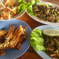 ส้มตำเจ๊อารี