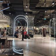 บรรยากาศ Good Boy