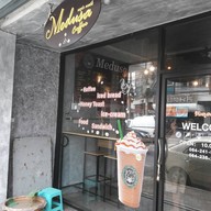 หน้าร้าน Medusa Coffee