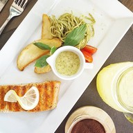 Tichakitchen โรงเรียนสอนทำอาหารลำลูกกา ลำลูกกา