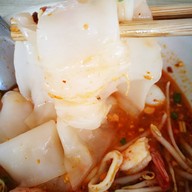 เมนูของร้าน ครัวคุณเหมียว ต้มยำหัวปลาหม้อไฟ
