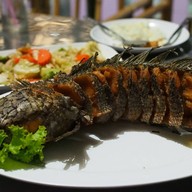 เมนูของร้าน สวนอาหารครัวริมบึง