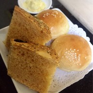 The Gardens of Dinsor Palace