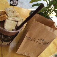 เมนูของร้าน Koi Cafe' ก้อยคาเฟ่