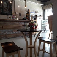 บรรยากาศ BeeGRe เดิมบางนางบวช