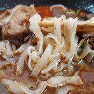 น้ำเงี้ยวกระดูกอ่อน