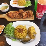 ไก่ทอดเดชา รังสิตคลอง 2