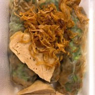 เมนูของร้าน VT แหนมเนือง แบริ่ง