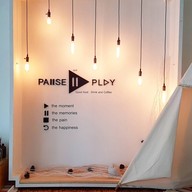 บรรยากาศ Pause And Play. Good Food, Drink and Coffee.