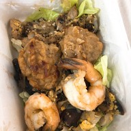 เมนูของร้าน ก๋วยเตี๋ยวผัดงี่เง่า เจ๊เบญโอเดี้ยน เยาวราช