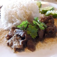 เมนูของร้าน BeeGRe เดิมบางนางบวช