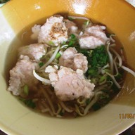 เมนูของร้าน ก๋วยเตี๋ยวน้าบุญ