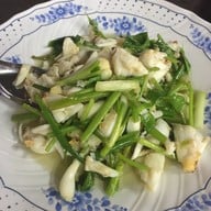ครัวพยอม
