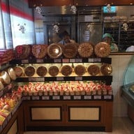 บรรยากาศ Oven Fresh Bakery