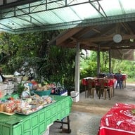 บรรยากาศ ส้มตำคุณจิ๋ว (หลังโรงเรียนตรังคริสเตียน)
