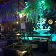 บรรยากาศ Bee Restaurant Rama2 ราม 2