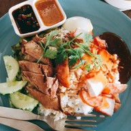 เมนูของร้าน เปรมปรีดิ์  ณ  สกลนคร