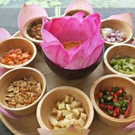 เมนูของร้าน Red Lotus Cafe