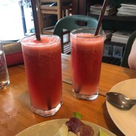 เมนูของร้าน ชาลีแอนด์เล็ก