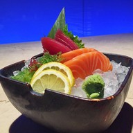 เมนูของร้าน Tsu Japanese Restaurant โรงแรม เจ ดับลิว แมริออท