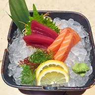 เมนูของร้าน Tsu Japanese Restaurant โรงแรม เจ ดับลิว แมริออท