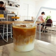 เมนูของร้าน canteen.th h_____space