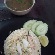 ข้าวผัดปูอาตี๋