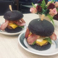 เมนูของร้าน เบอร์เกอร์ พิษณุโลก Oops Burger Bar พิษณุโลก