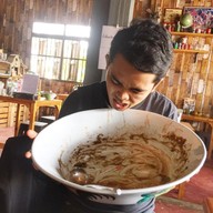 เมนูของร้าน ก๋วยเตี๋ยวป้าน่าหม้อ