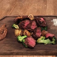 เมนูของร้าน Quince - Eatery & Bar