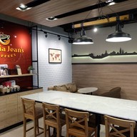 บรรยากาศ Gloria Jean's Coffees รามบุตรี