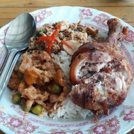 ร้านข้าวแกง 25 บาท