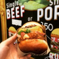 เมนูของร้าน Mother Trucker Burger