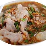 ก๋วยเตี๋ยวลูกชิ้นน้ำใส ศรีย่าน