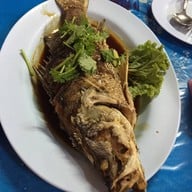 เมนูของร้าน กุ๊กศักดิ์ข้าวต้มโต้รุ่ง