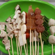 ปิ้งปิ้ง ย่างย่าง มะหล่า