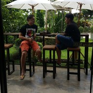 ก๋างโต่งคาเฟ่ (Kang Tong Cafe)