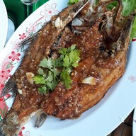 เมนูของร้าน แหลมหญ้า