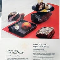 Greyhound Café เซ็นทรัลพลาซา ลาดพร้าว