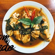 เมนูของร้าน อาหารใต้ ขนมจีนแกงใต้ Mommade ปลาสลิด ปลาช่อน แดดเดียว ซอยเฉลิมพระเกียรติ ร9 ซอย 67