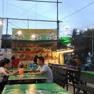 หน้าร้าน แสงจันทร์ ซีฟู๊ด